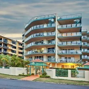 4* Aparthotel The Esplanade Riverview Holiday Apartments